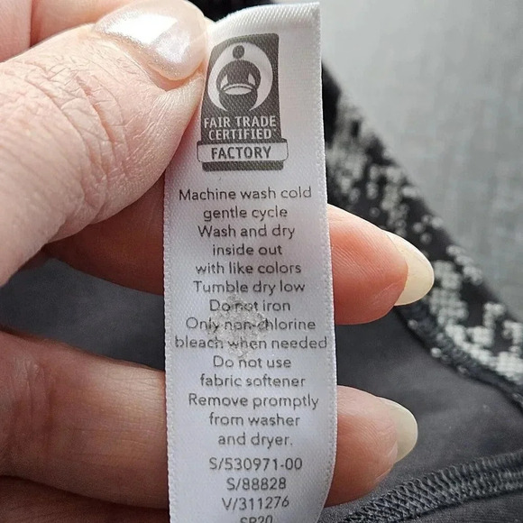 Athleta Viper Midi Tank Top Womens Medium Black Gray Reflective Stretch Active M - Picture 4 of 5